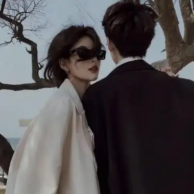 高清成熟且有深度的情侣头像图片