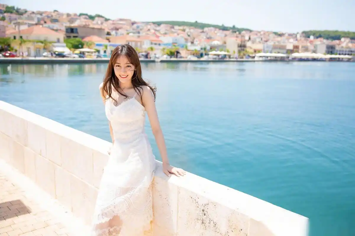 迪丽热巴你比风月还要温柔可爱.