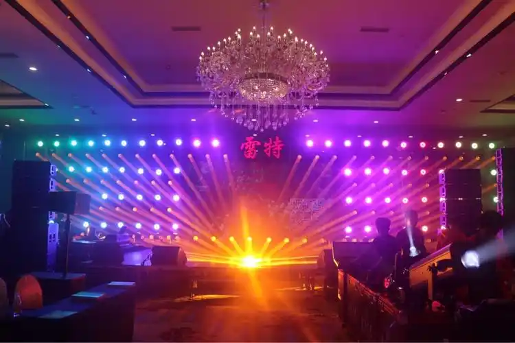 粤安大酒店品鉴会-舞台灯光设备租赁_舞美音响背景租赁_舞台搭建led灯