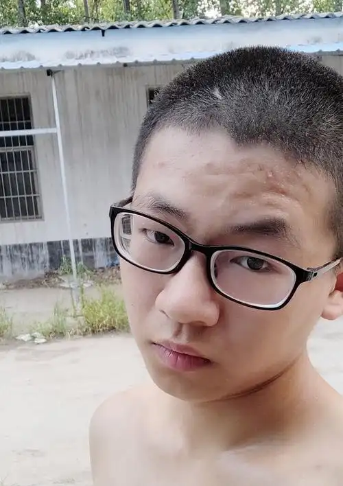 男生寸头可以有多丑? - 知乎