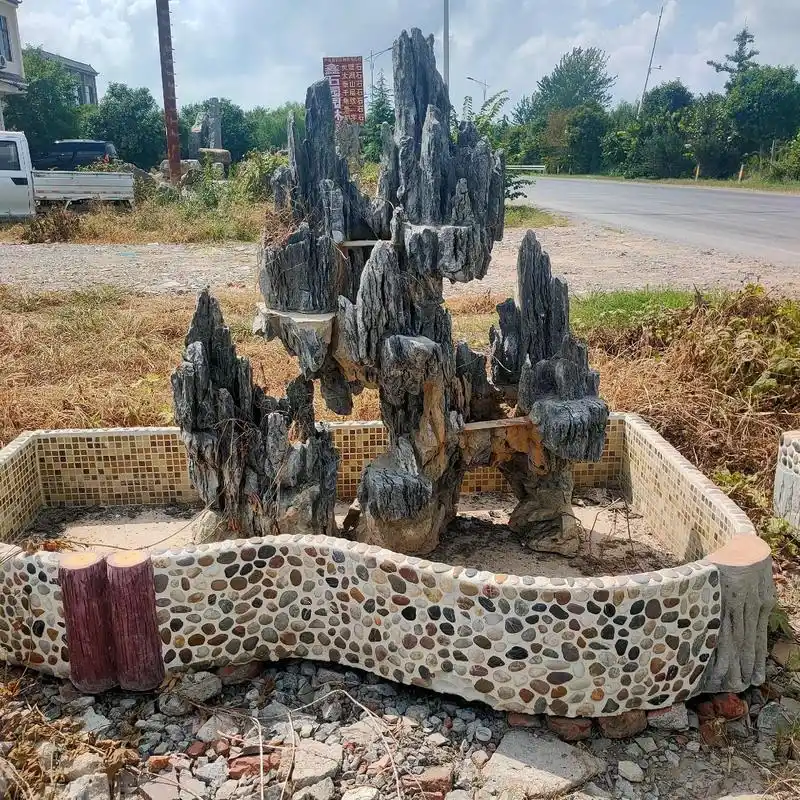 鱼池假山装饰景观天然石批发安装