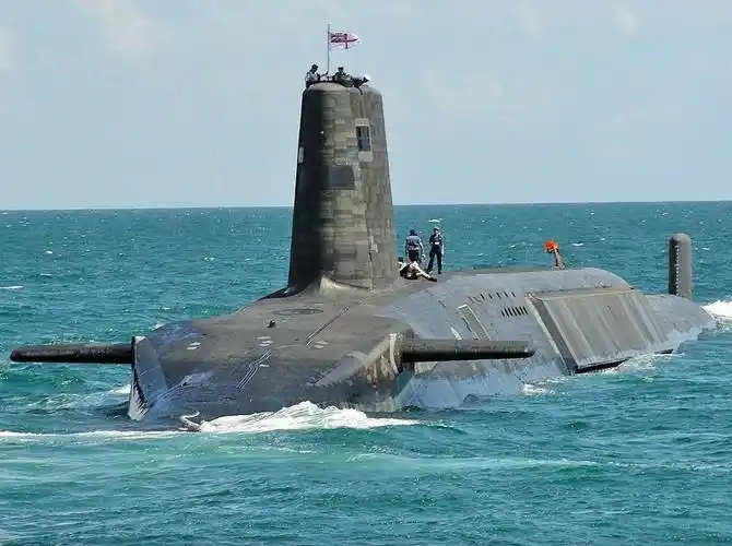 原创英前卫级核潜艇搭载三叉戟Ⅱ弹道导弹具备强大核打击实力