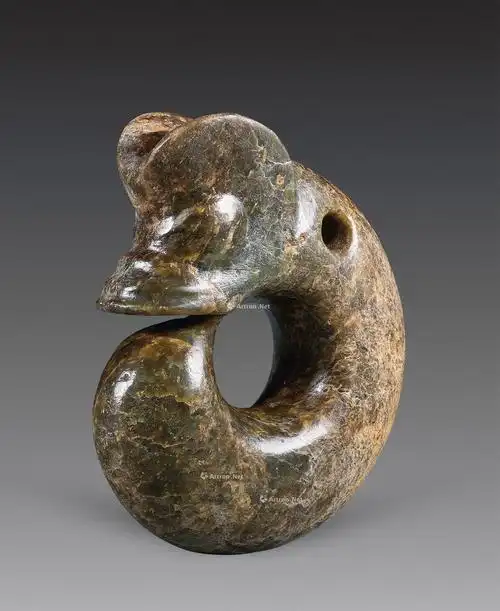 玉猪龙-登峰造极-雅昌拍卖