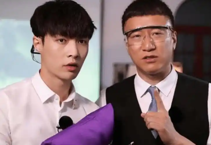 孙红雷生日只有张艺兴庆生,极限男人帮终究还是走散了_节目_送祝福