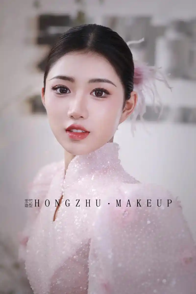 高级感满满的明星级婚礼造型,妆容走了轻 - 抖音