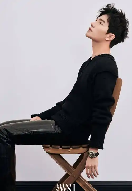 原创杨洋最新策划图曝光网友说怎么又油回去了颜值不复存在了