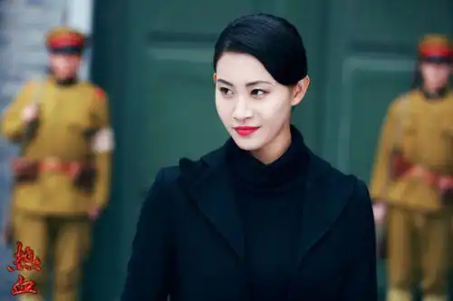 (19)2015年电视剧《热血》完整演员表,图片和片花