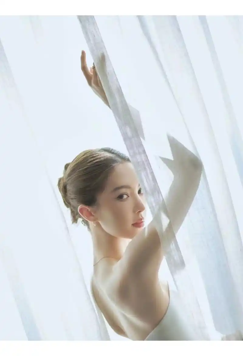 看到一条关于金晨的消息,说她身高172cm,体重却只有86斤!