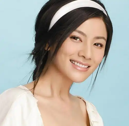 图沙溢老婆胡可资料大曝光冠上民国女子专业户称号