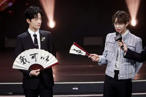 oculuring  1月14日 9:41   关注   肖战 王一博