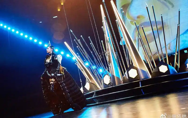 【蔡依林】ugly beauty世界巡回演唱会《恶之必要 甜秘密 骑士精神