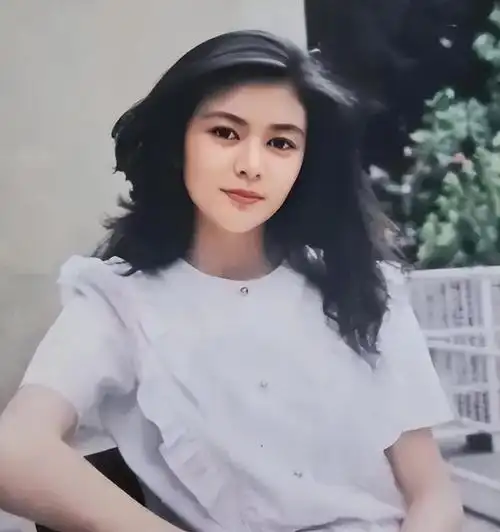 关之琳:背了那么多年高尔夫球的黑锅,终于被刘銮雄给澄清了最新消息