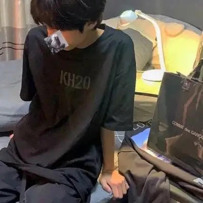 ins文艺范风格男生头像dt困冕教司