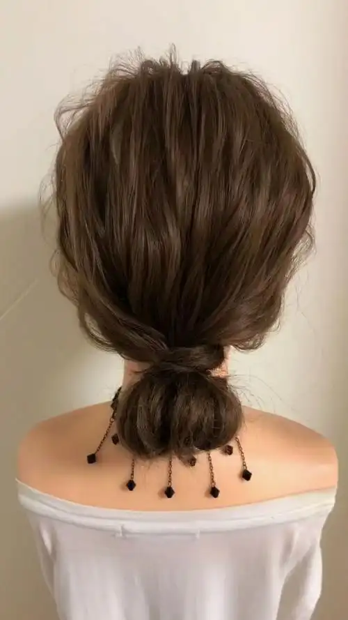 慵懒的低丸子头,成熟女人必须要学会,特别有气质