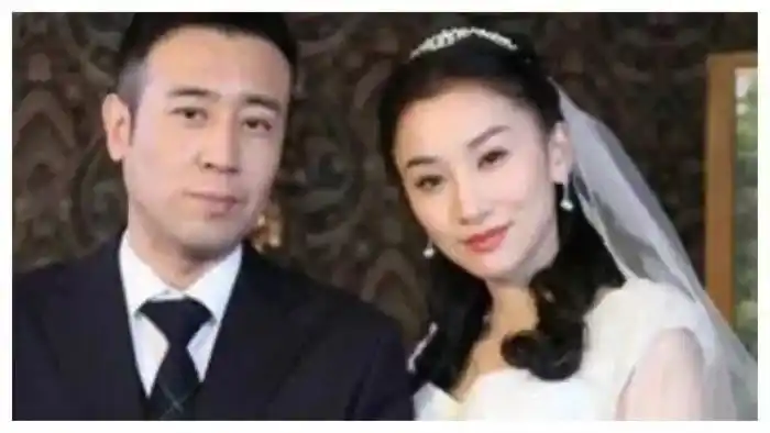 于和伟的妻子于和伟与老婆宋林静近照