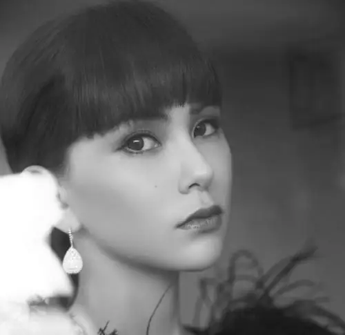 昆凌首部大女主电影老戏骨给她做配