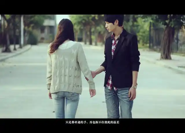 每对分手的情侣,都占了一个坑,最后一个却让人万万想不到