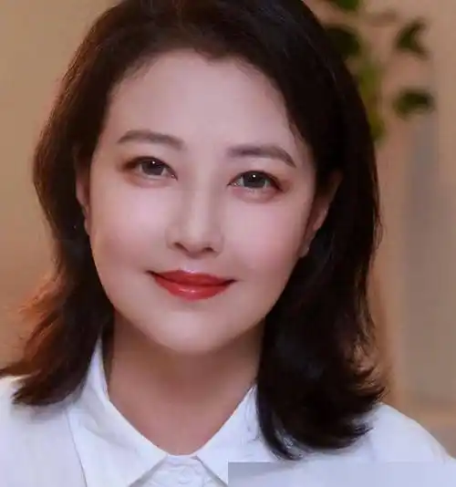 周海媚的惊艳写真,你确定能抵挡住吗?