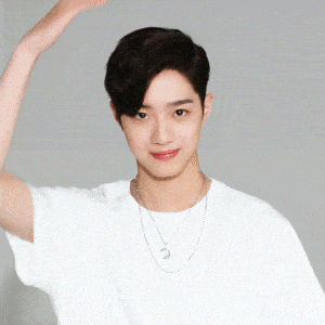 解救聊天无赖!快来收获赖冠霖一系列超可爱表情包