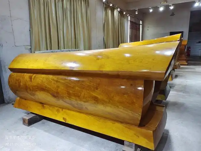楠木棺材楠木寿材石河子定做金丝楠木棺材厂家