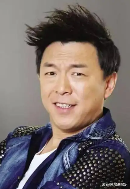 从"三无草根"到"百亿影帝",丑角黄渤的逆袭路,背后皆是心酸
