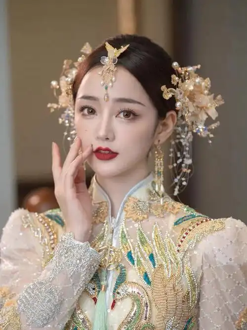 小仙女喜欢的秀禾造型