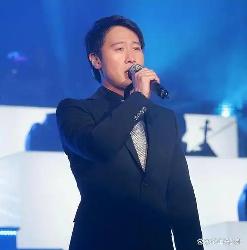 "风水轮流转",细扒香港"四大天王"现状,才知道黎明有多清醒