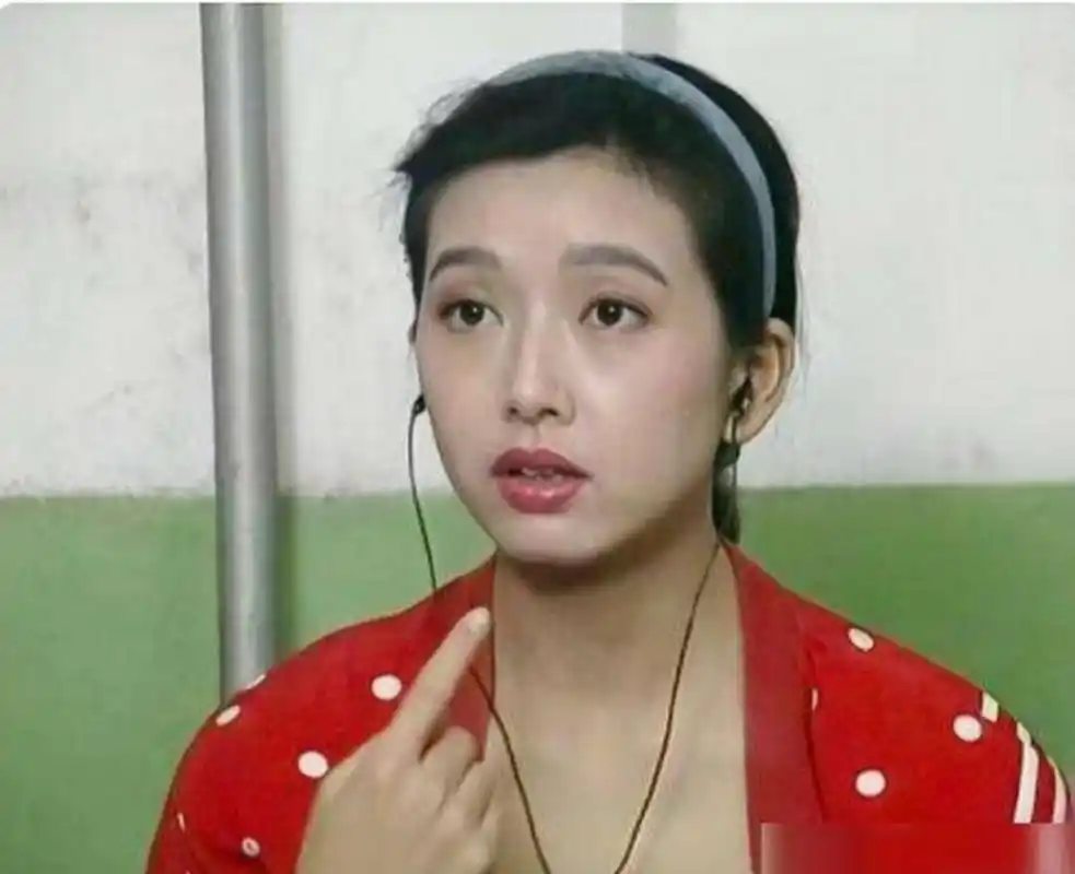 江珊旧照,年轻时真的很美