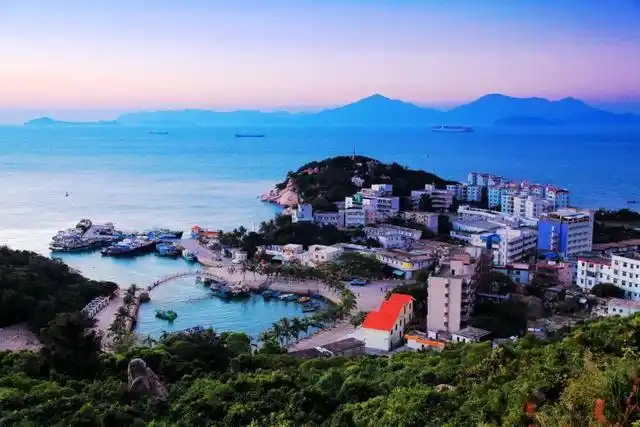 中国"最具特色"的小岛,不是海南,而是广东这座城市