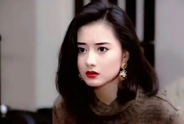 不食人间烟火的陈德容