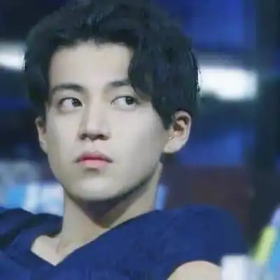 发布到  头像 图片评论 0条  收集   点赞  评论  小栗旬 0 0 阿. .