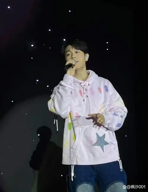 韦礼安:用音乐触动心灵的艺术家