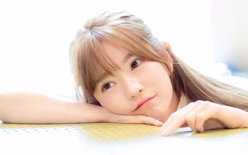 弘益大学的一日店长 -yurisa