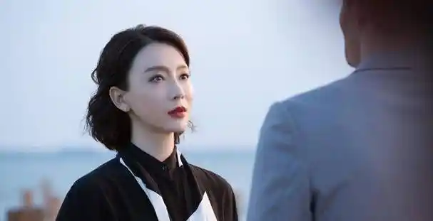 从胡歌到杨洋,王凯,搭档了这么多男神,江疏影为什么还是不火