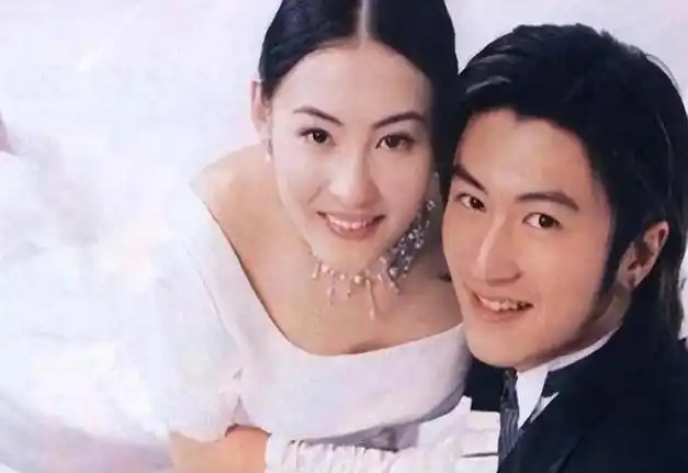 回头再看张柏芝或许曾经谢霆锋与她离婚不只是陈冠希的原因