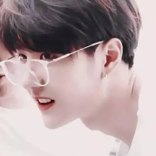 明星头像:你要的王一博来了