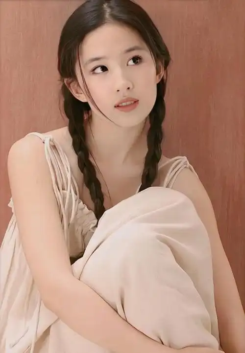 刘亦菲18岁写真67愿你自由又坚定温柔又美好