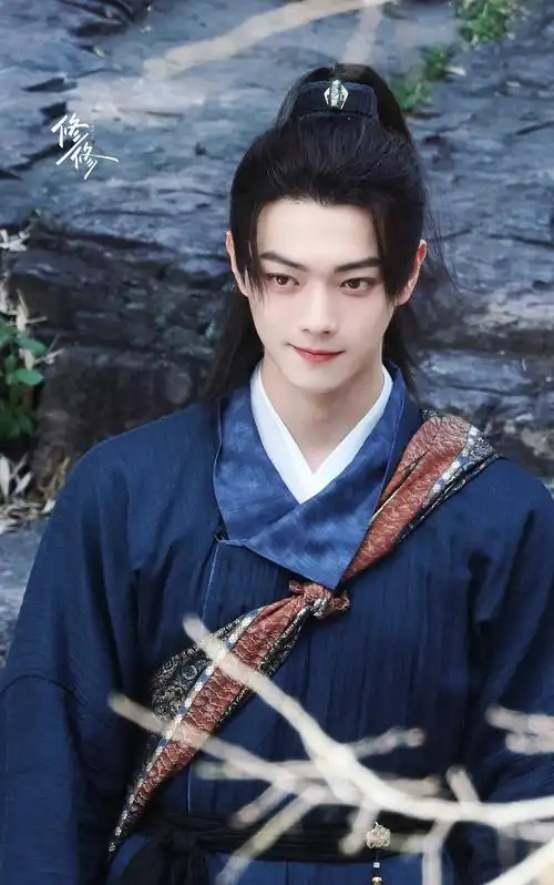 子夜归梅逐雨|许凯soso高马尾路透