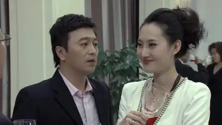 谎言背后:贾建国与魏虹出双入对,安小云看到后十分生气并借酒消愁