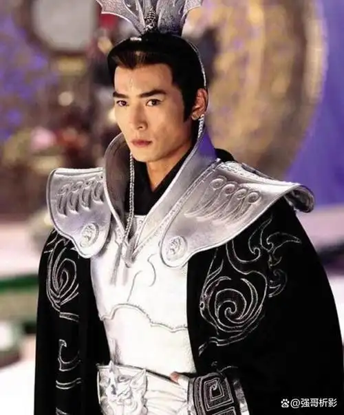 古装第一美男,为妻子隐退遭背叛患抑郁症,56岁现身却仍风度翩翩