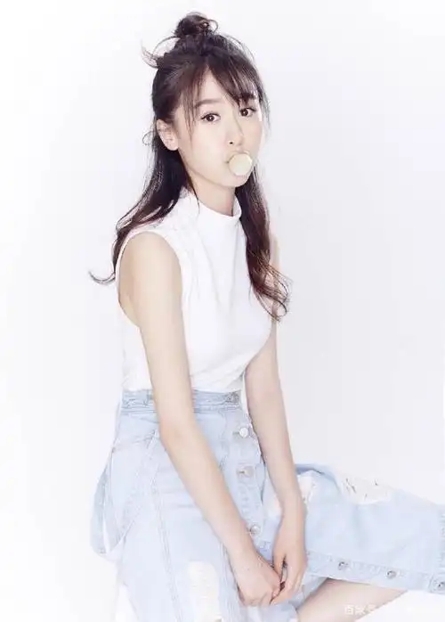 袁冰妍时尚美照,还记得那个二爷的丫头吗