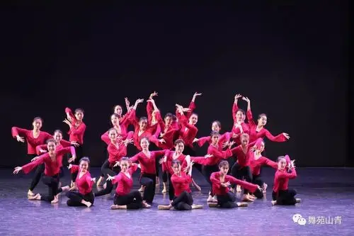 舞蹈学院期末专业课汇报圆满结束