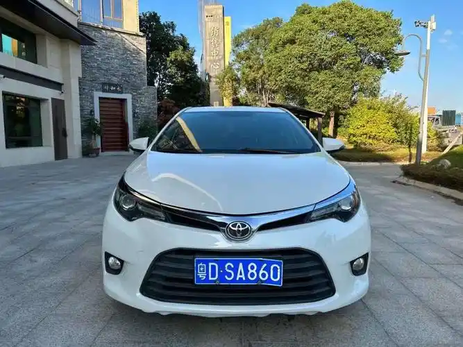 丰田 雷凌  2015款 1.6e cvt新锐版图片
