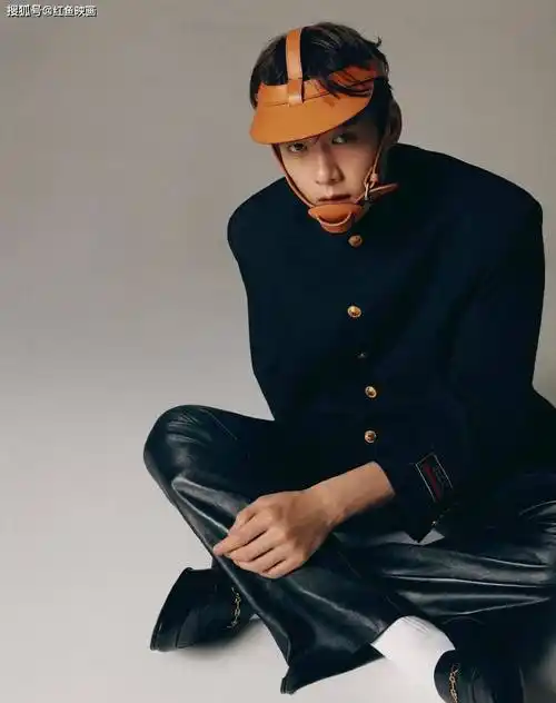 魏大勋潮流时尚风格写真