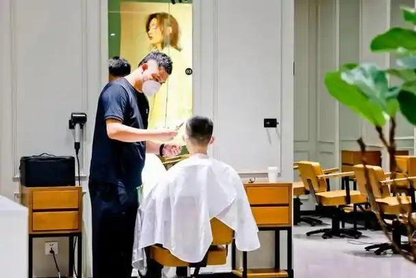 小米打造49元理发器,让理发店感到了压力