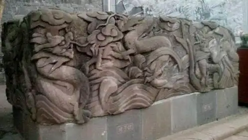 长白山中的古墓,处处透着诡异,难怪《鬼吹灯》中会反复提到此事