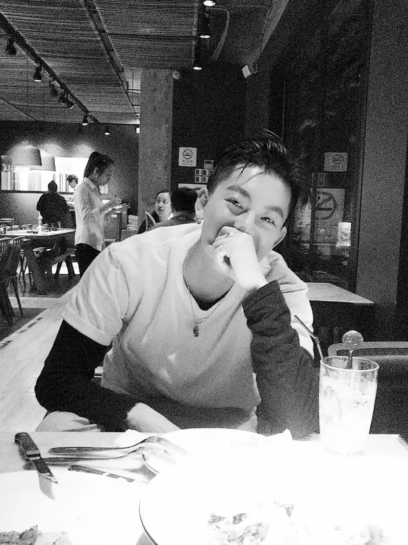 我是比较念旧的人 #天蝎座 #生活碎片 - 抖音