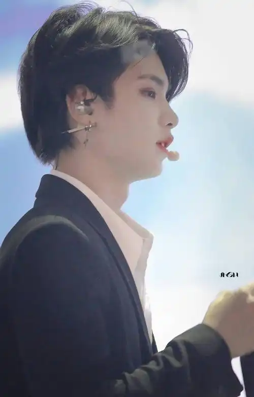 哪一个是你的菜|喉结|黄明昊|刘宇宁_新浪新闻