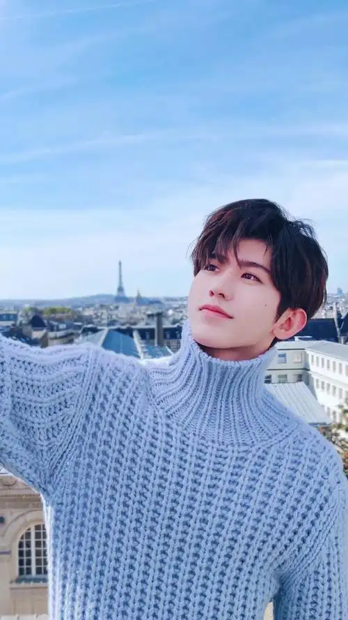 阳光帅哥蔡徐坤写真