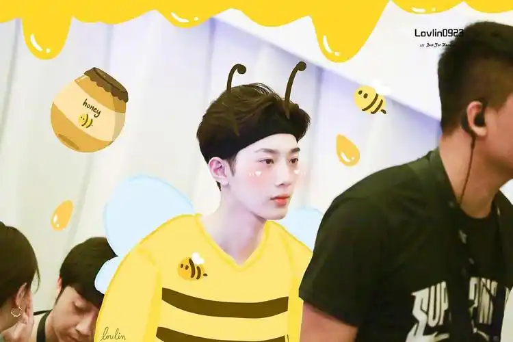 赖冠霖小时候太可爱了吧